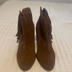 Jessica Simpson boots in size 8 1/2 brown
